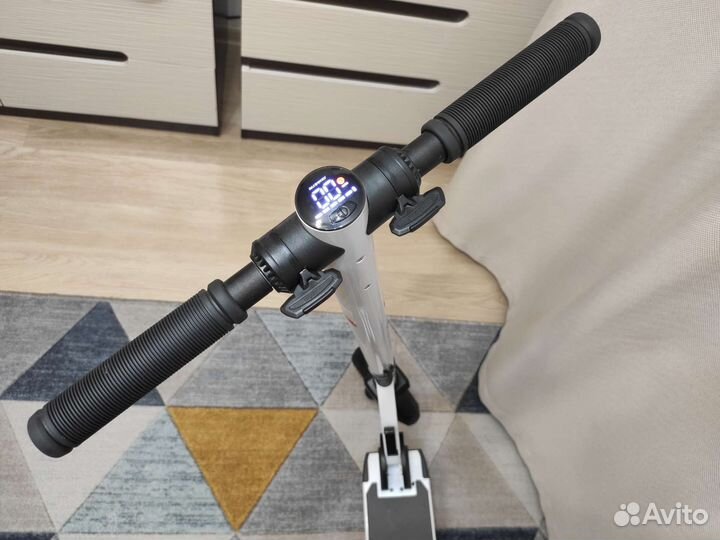 Электросамокат midway Yamato 0810