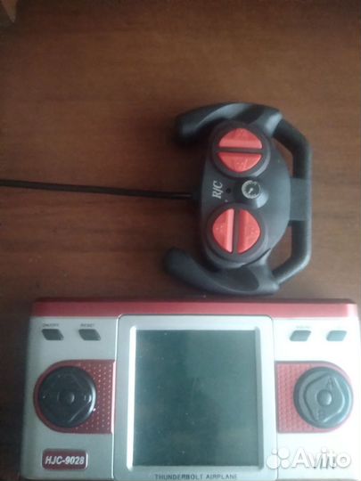 Карманная игровая приставка