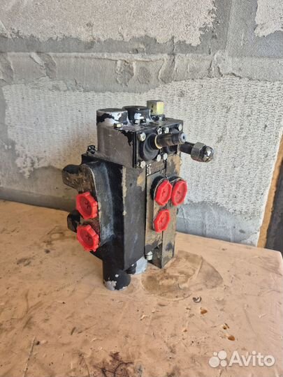 Распределитель на т 25-т 30