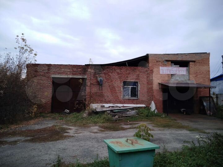 Гараж, > 30 м²