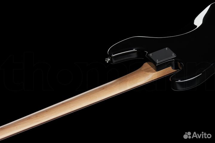 Бас-гитара Harley Benton + Аксессуары