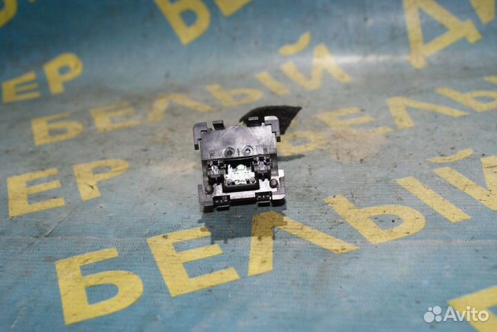 Кнопка ручника Citroen C4 Grand Picasso