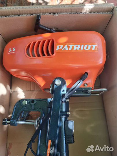 Надувная лодка с мотором