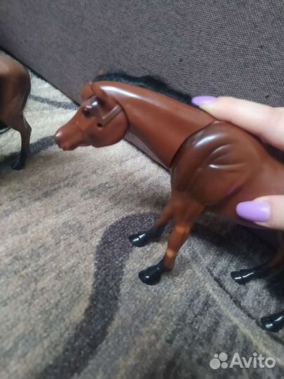 Игрушка лошадь с жеребятами