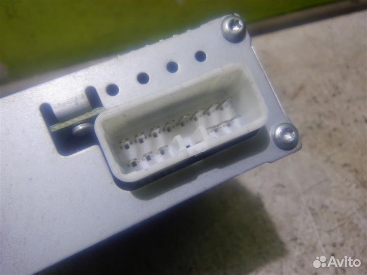 Усилитель акустической системы Тойота Хайлендер