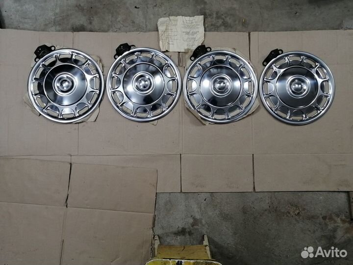 Новые колпаки газ Волга 15 хром оригинал
