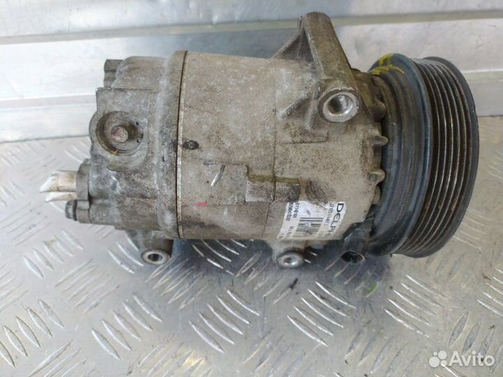 Компрессор кондиционера Renault Megane седан 1.6