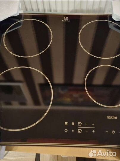 Варочная панель индукция Electrolux