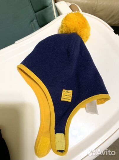 Новая шапка и варежки комплект