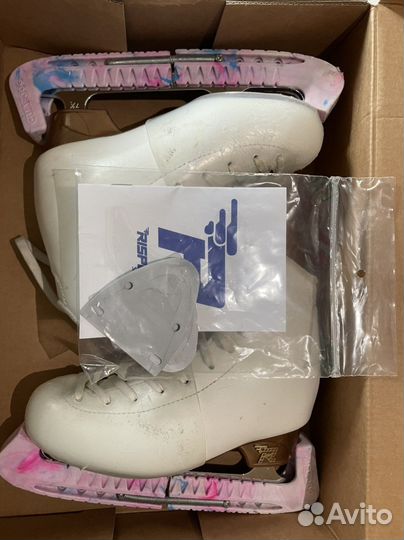 Фигурные коньки risport 205