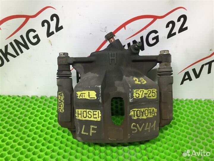 Суппорт тормозной передний левый Toyota Camry SV41