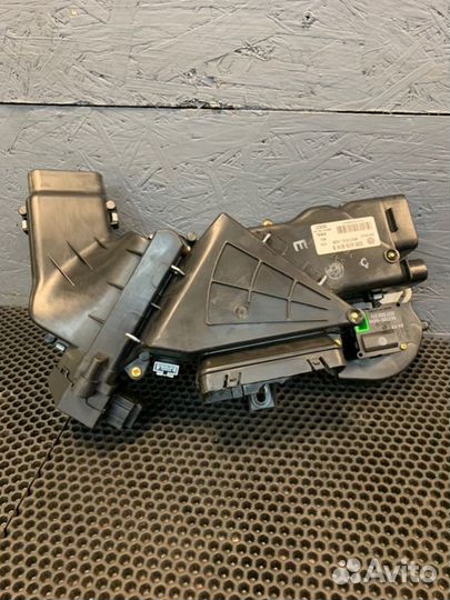 Воздуховод салона правый Bentley Continental