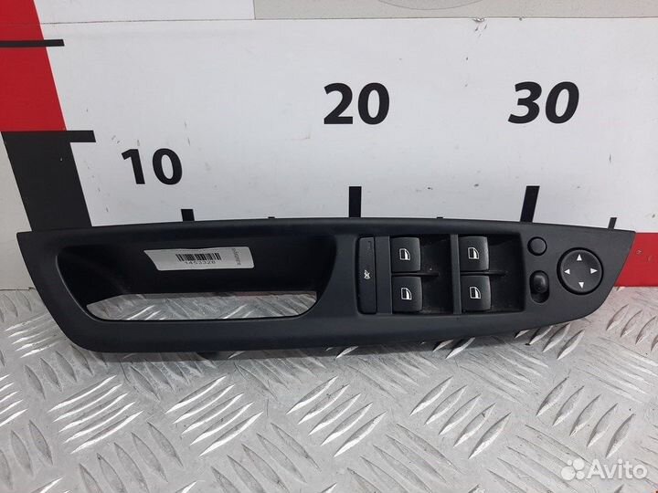 Блок для BMW X5 (E70)