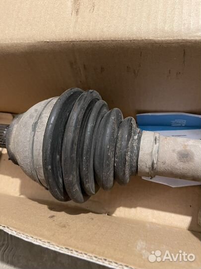 Вал привода правый Peugeot 3008, 308, Citroen C4