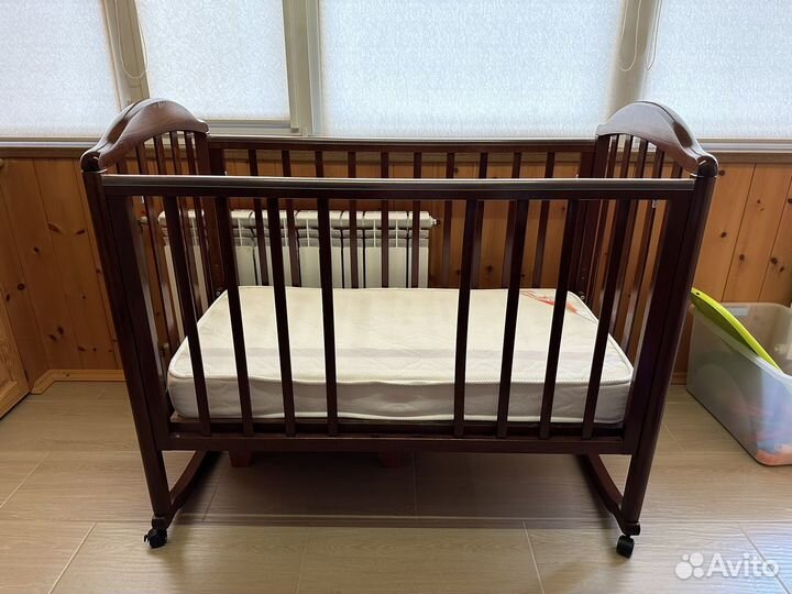 Детская кроватка Лилия