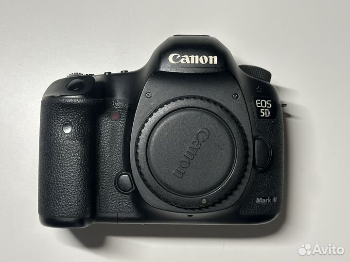 Фотоаппарат canon 5D mark iii body