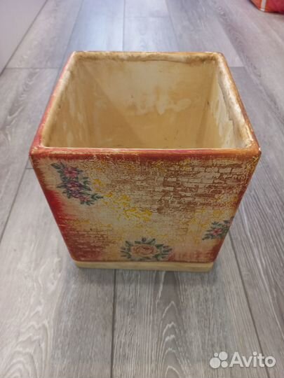 Цветочные горшки