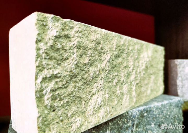 Кирпич с доставкой и скидкой на объем