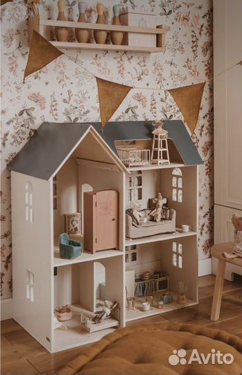 Домик кукольный