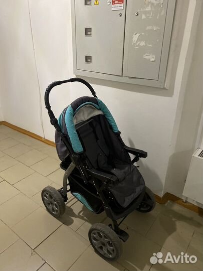 Прогулочная коляска