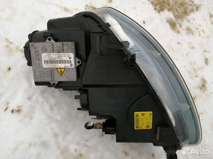 Фара Левая Правая Ксенон Фольксваген Джетта 5