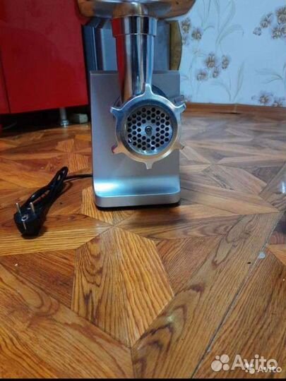 Мясорубка новая
