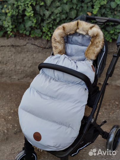 Теплый конверт в прогулочную коляску