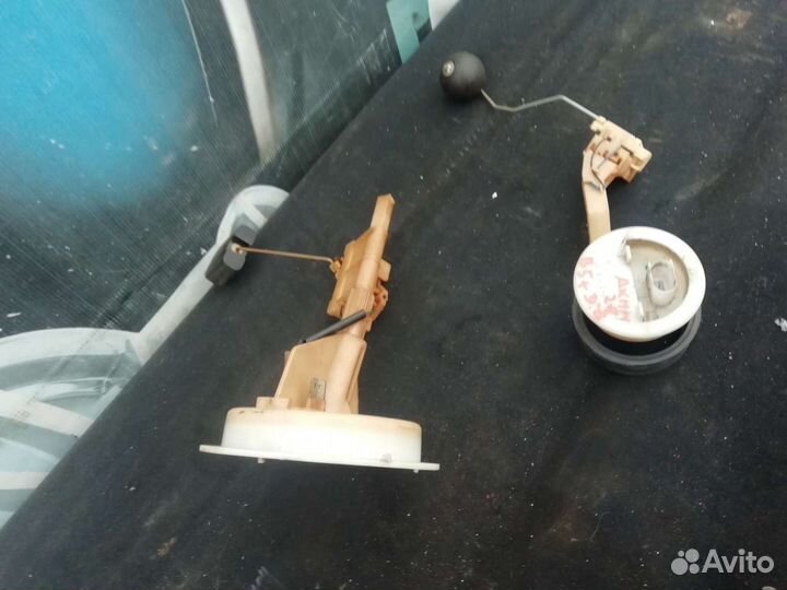 Датчик уровня топлива VW Passat B5+2000-2004 год