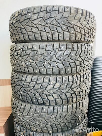 Dunlop Grandtrek Ice 02 205/70 R15