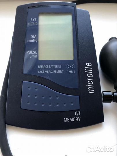 Тонометр электронный полуавтомат Mikrolife (новый)
