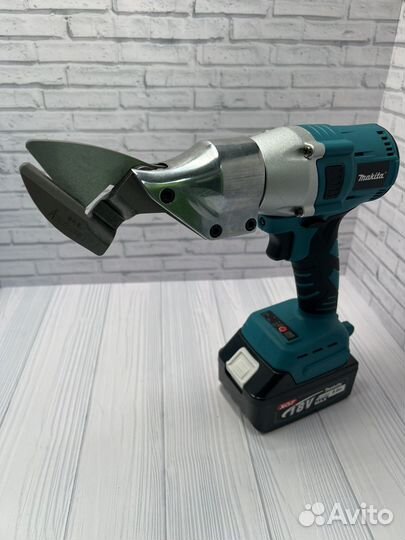 Ножницы по металлу Makita 18v (СПБ)