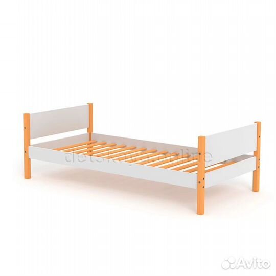 Детская кровать из массива Prado