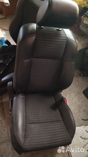 Сиденья nissan fuga