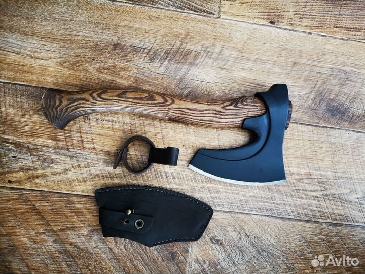 Кованный топор ручной работы