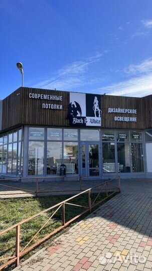 Монтажник поверхностей и световых конструкций