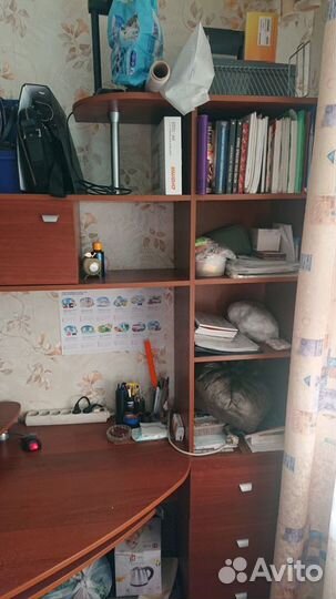 Стол компьютерный