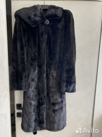 Шуба норковая черная длинная