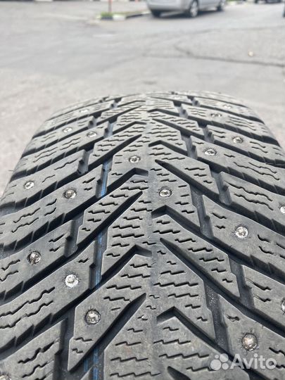 Nokian Tyres Hakkapeliitta 8 255/55 R16 94T