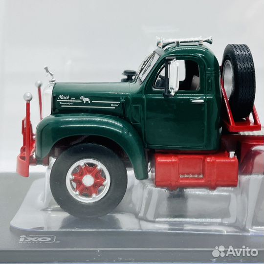 Mack B61 Tractor 1953 IXO 1:43