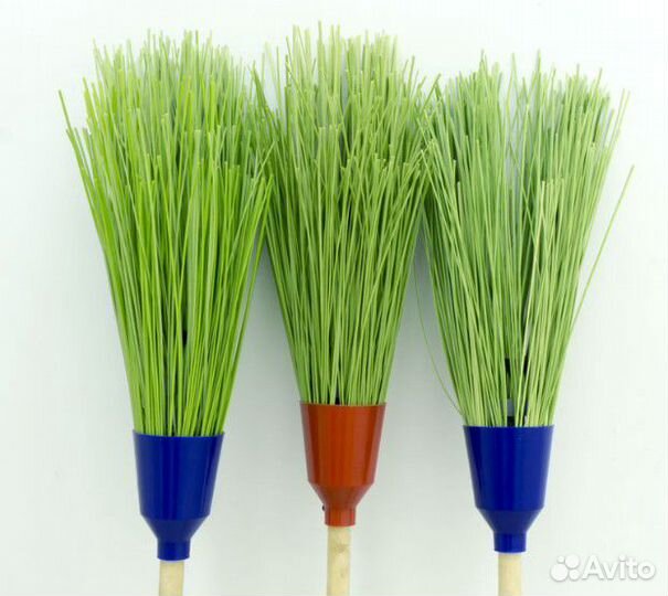 Метла пластиковая