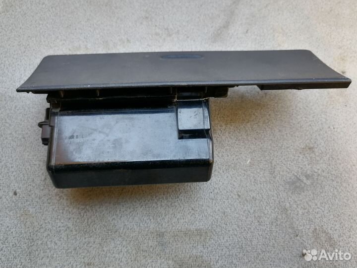 Пепельница Mazda 626 GE