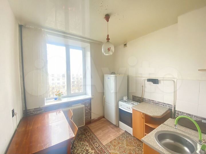 2-к. квартира, 50 м², 5/5 эт.