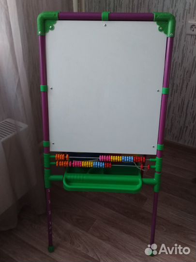 Доска / Мольберт