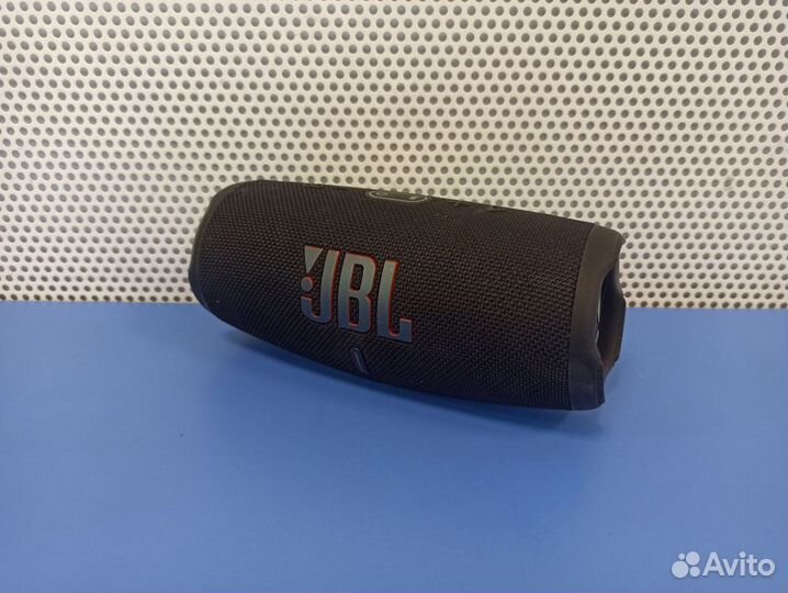 Беспроводная акустика JBL Charge 5 Black