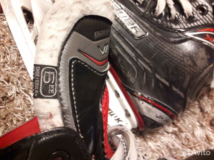 Хоккейные коньки bauer