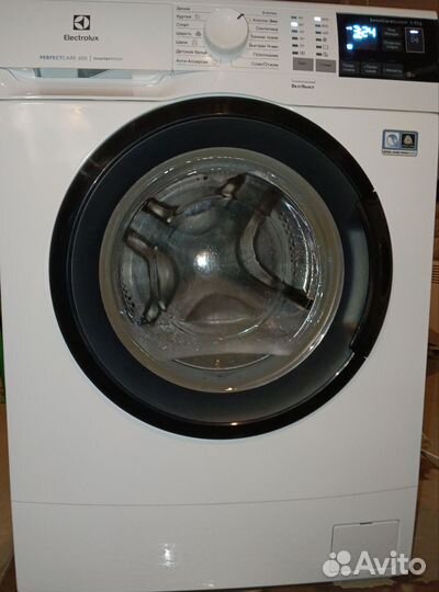 Electrolux PerfectCare 600 7кг.инверторная