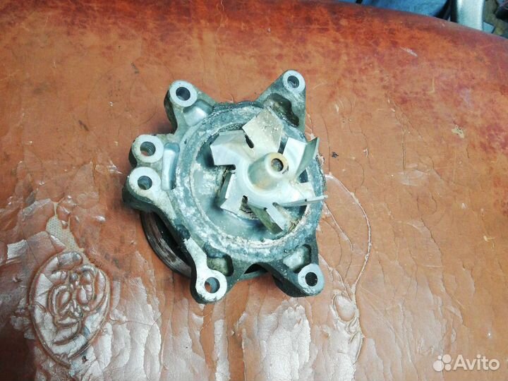 Насос водяной Джили Эмгранд EC-7