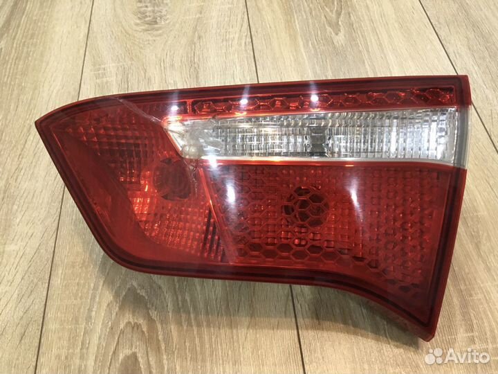 Задний правый фонарь киа рио 3