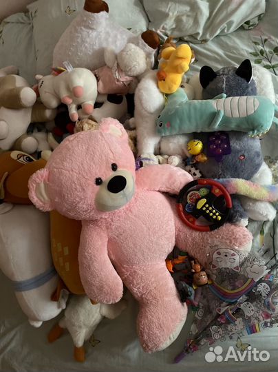 Огромное количество игрушек