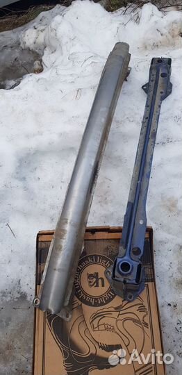 Усилитель заднего бампера